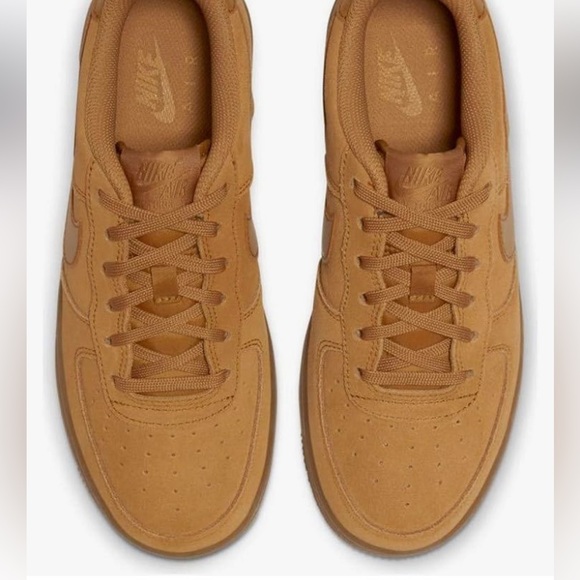 NIKE Airforce 1 LV8 (GS) - Picture 1 of 7